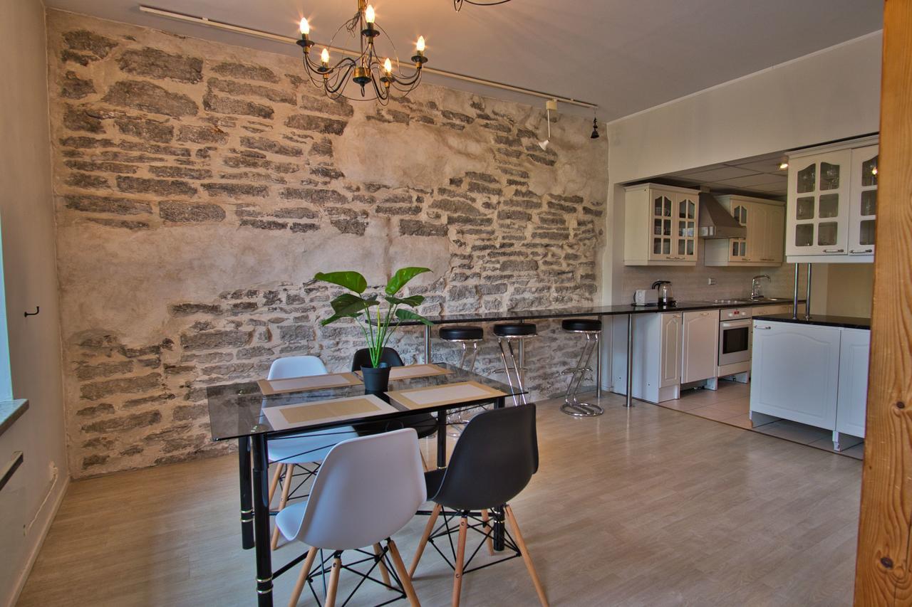 Dream Stay - Old Town Church View Apartment With Sauna تالين المظهر الخارجي الصورة
